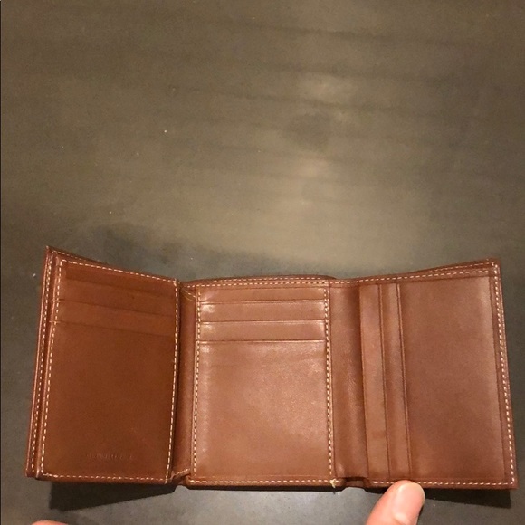 RoundTree & Yorke Wallet - Picture 3 of 4